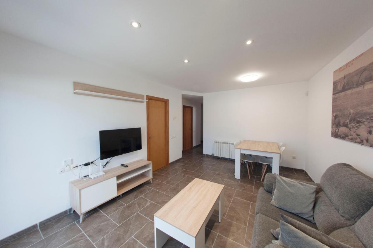 Apartament Bisaura De Ter Sant Quirze De Besora Esterno foto