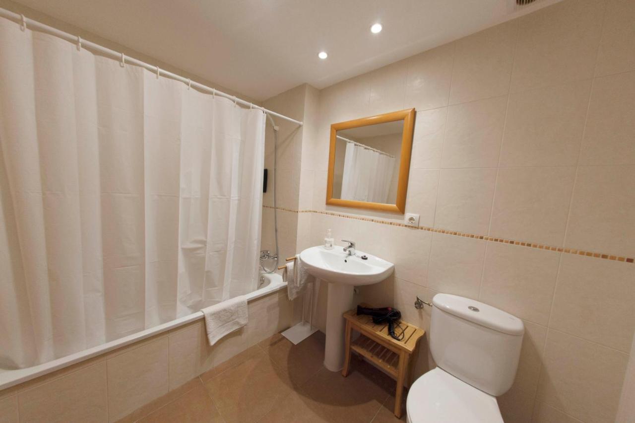Apartament Bisaura De Ter Sant Quirze De Besora Esterno foto