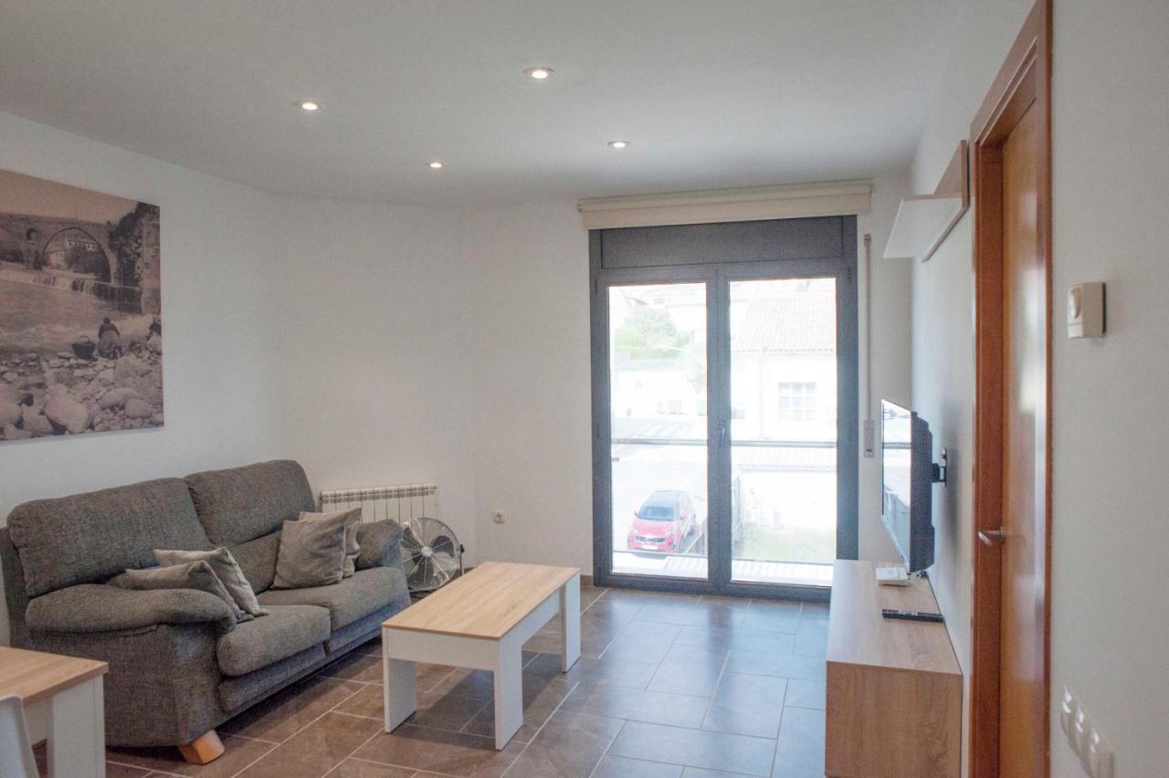 Apartament Bisaura De Ter Sant Quirze De Besora Esterno foto