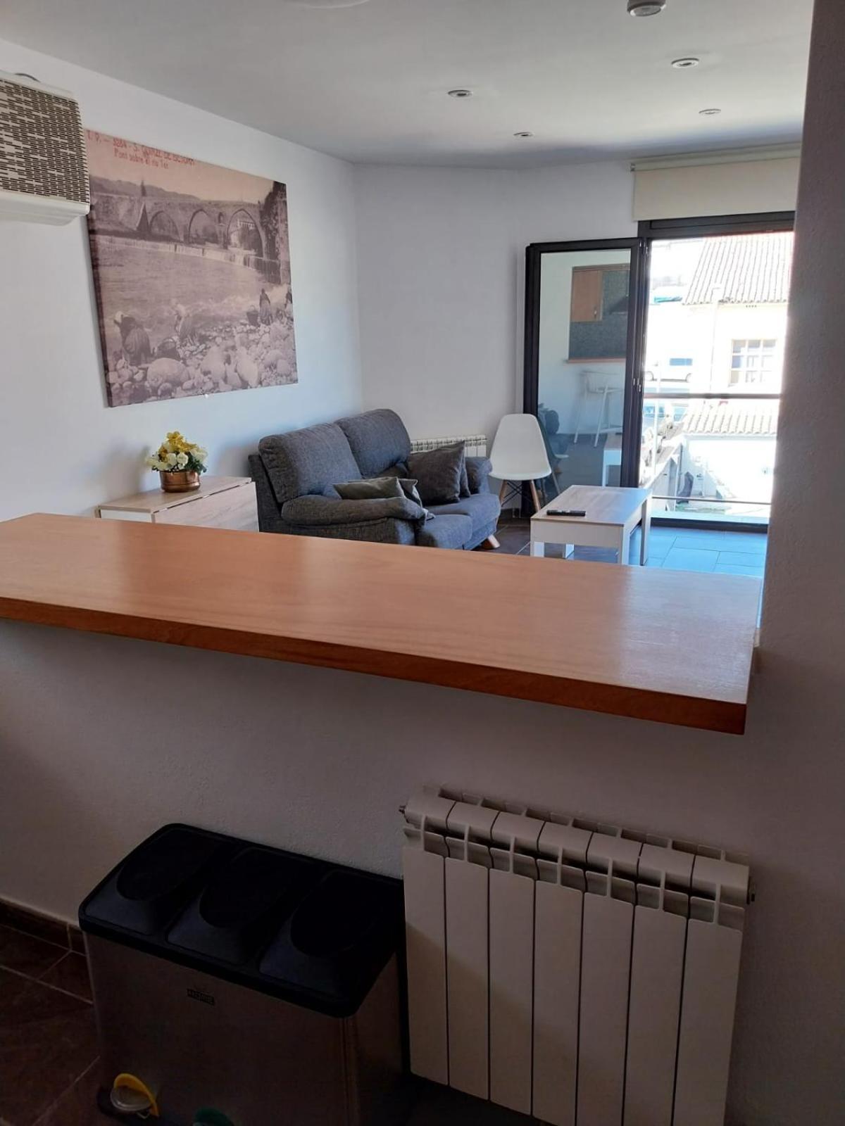 Apartament Bisaura De Ter Sant Quirze De Besora Esterno foto